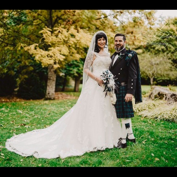 Meet your Posher, Andrea - Picture 4 of 9